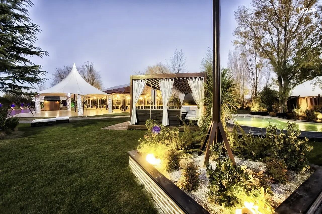 Groove Events Boutique Madrid espacio moderno para comuniones.